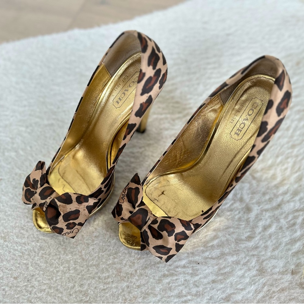Coach Satin Metallic Ocelot Leopard Print Pumps Peep Toe 8.5